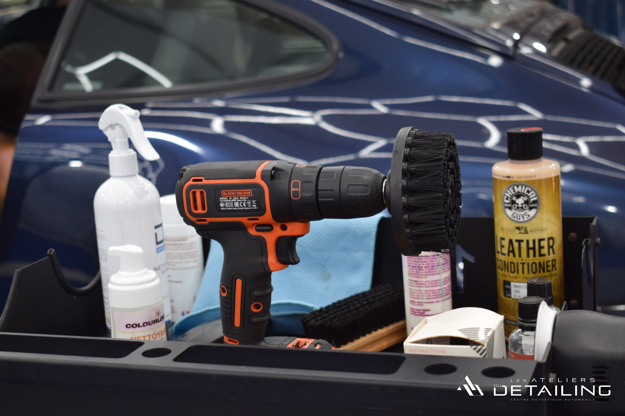 Comment bien nettoyer l'intérieur de sa voiture ? Techniques, Astuces et  les bons produits - Rs Detailing